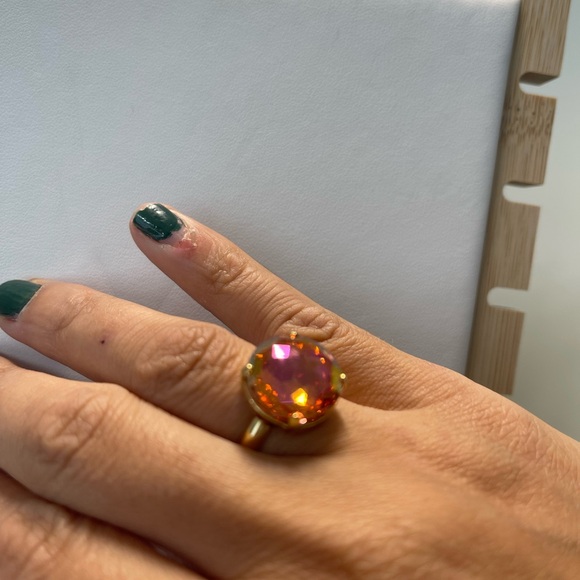 NWT TOVA Round solitaire ring-Size 7 - Picture 1 of 4